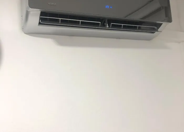 아파트 Welcome To The Mesic- Airport *